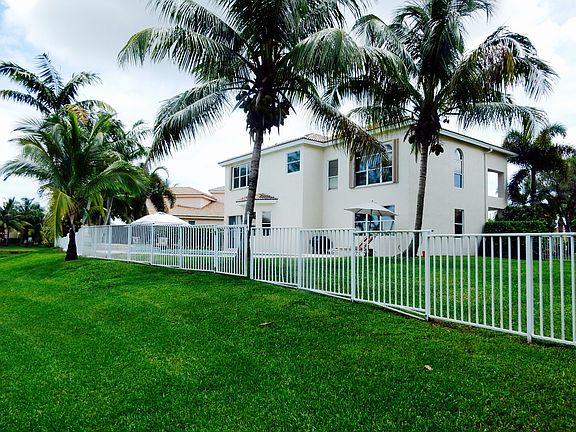 All fenced in large backyard