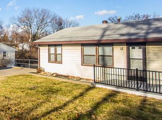 (865) 2242 Zumbehl, Saint Charles, MO 63301
