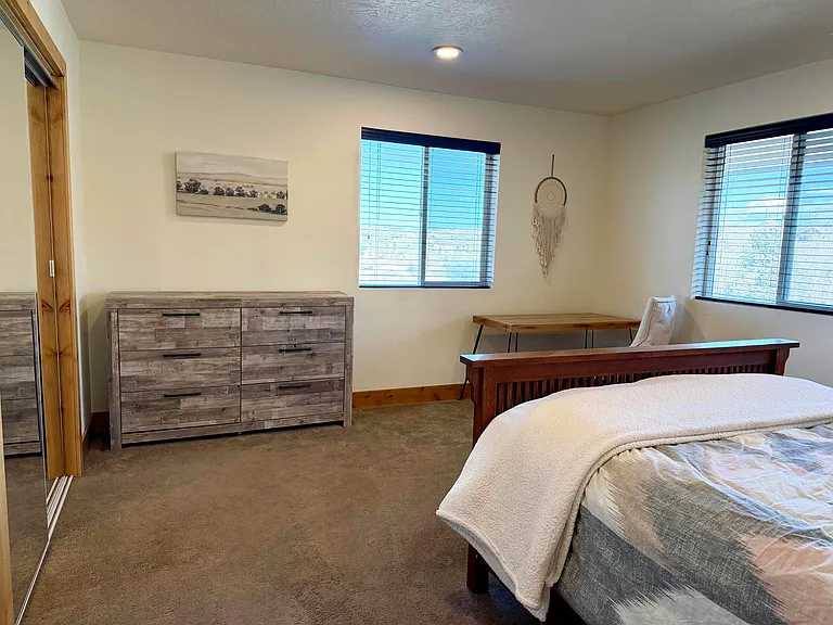 6413 N Countryside Cir — Photo 8