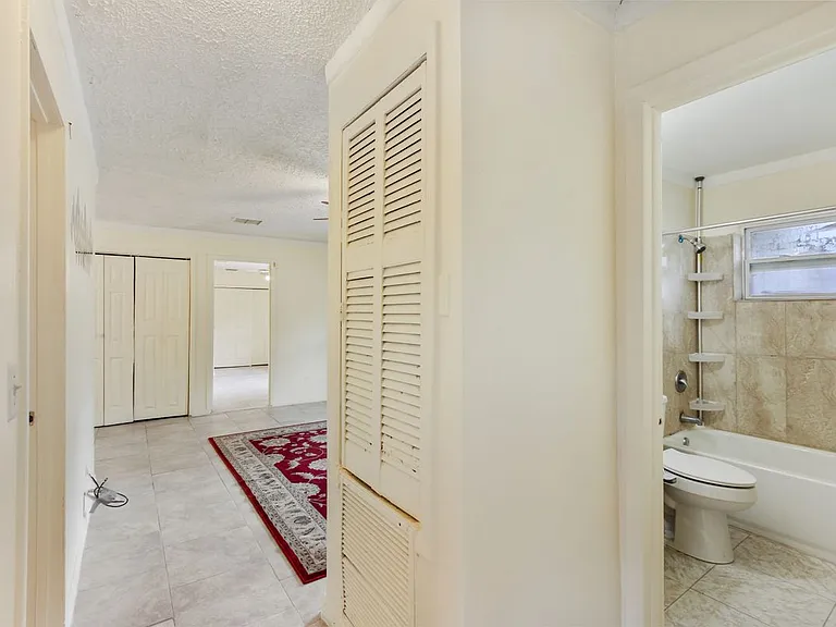 1227 Merritt St — Photo 8
