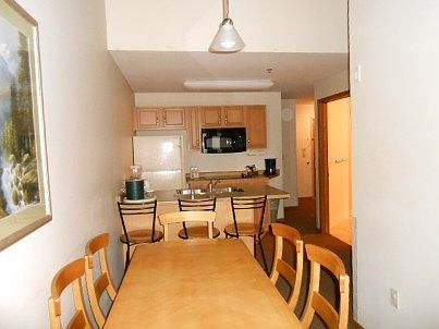 4th image of 7020 Grand Geneva Way #401