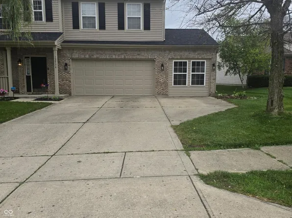 12934 Quarterback Ln, Fishers, IN 46037