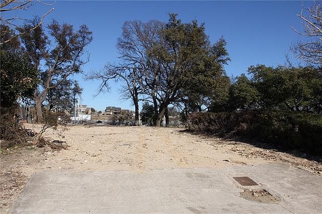 2nd image of 9300 Mountain Lake Ct