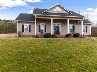 526 Pickens Gap Rd, Seymour, TN 37865