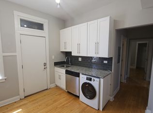 1283 W Victoria St #2, Chicago, IL 60660