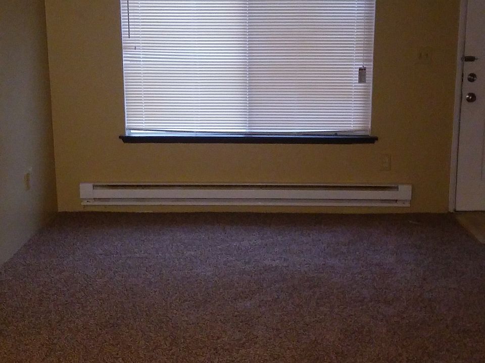 2nd image of 14411 Grant Ave SW