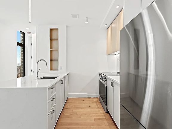3rd image of 38-27 32nd St #410