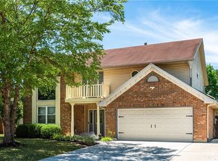 6870 Deer Bluff Dr, Huber Heights, OH 45424