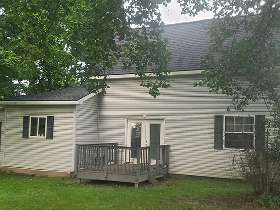 3rd image of 514 W Indiana Ave