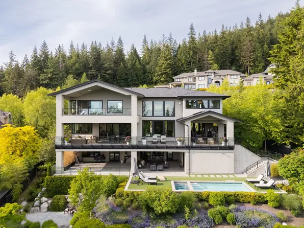 2051 Ridge Mountain Dr, Anmore, BC V3H 0G7