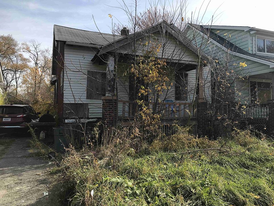 18488 Hickory