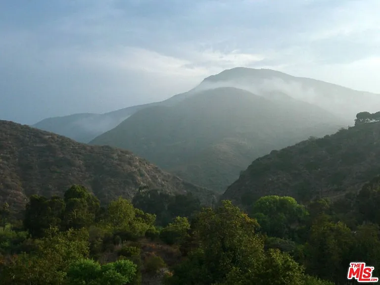 272 N Topanga Canyon Blvd #5 — Photo 18