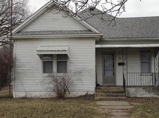 212 W Central Ave, Benld, IL 62009