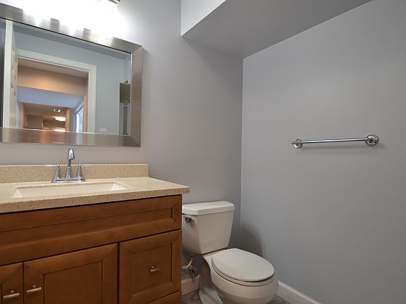 5th image of 2119 Fulton Ave Unit G