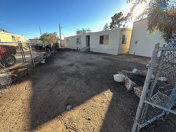 2nd image of 909 W Siglo Pl