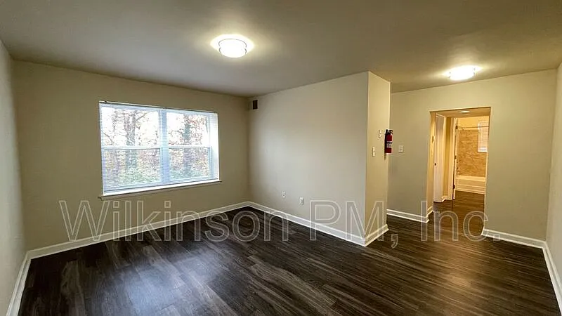 1 bed, 1.0 bath, 465 sqft, $995 — Photo 4