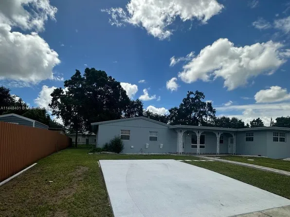 4330 NW 178th Dr, Miami Gardens, FL 33055