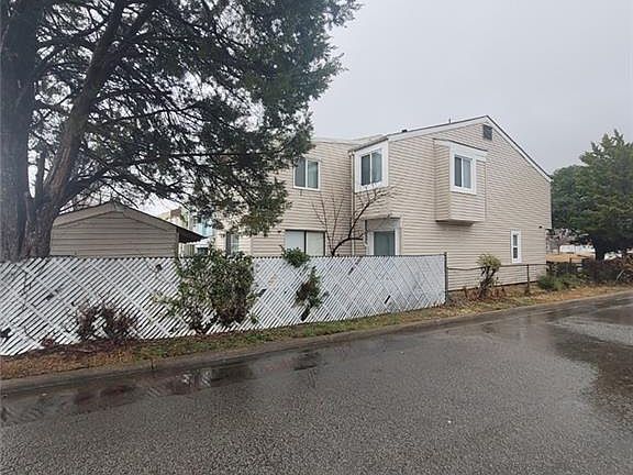3rd image of 1257 Tidewater Dr