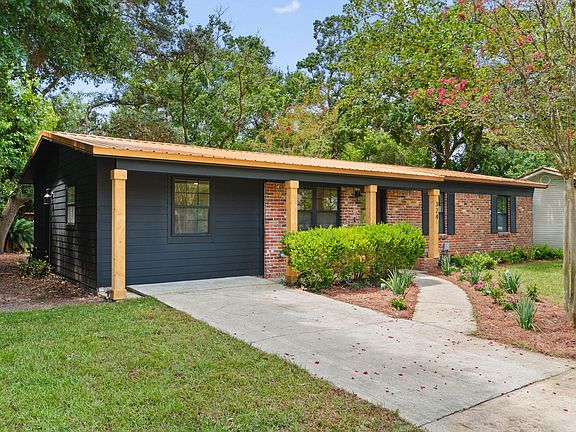 3rd image of 324 Harbor Pl