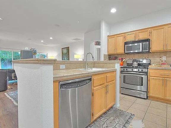 952 Mira Grande — Photo 7