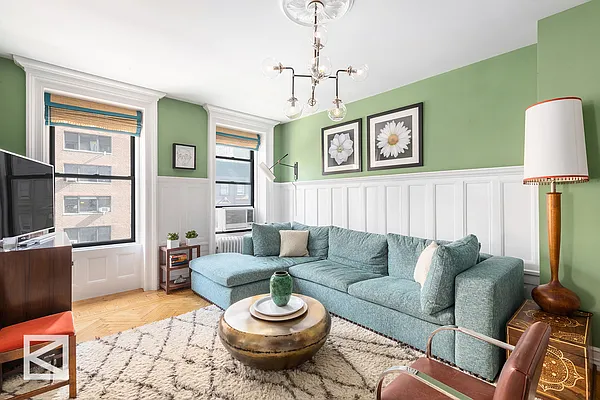 Rented by Douglas Elliman | media 35