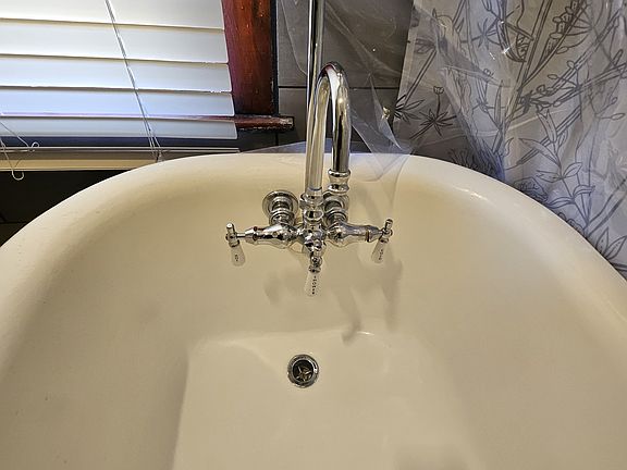 3rd image of 719 SW 4th St #200
