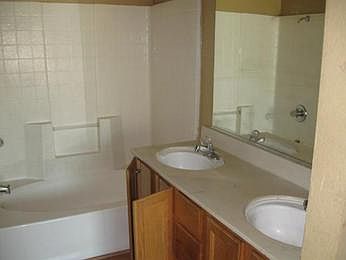 3rd image of 3802 Steve Lillie Cir