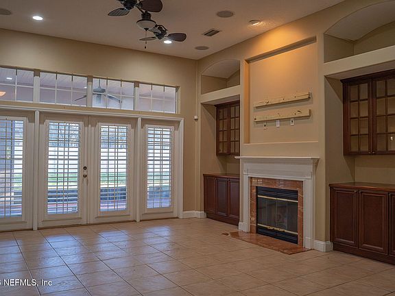 5th image of 1917 HOLLY OAK Drive