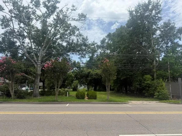 503 W Canal St, Picayune, MS 39466