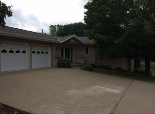 14207 Raspberry Dr, Rogers, MN 55374