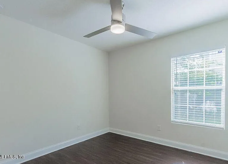 128 Terracina Dr — Photo 17