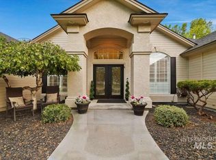 1245 W Hempstead Dr, Eagle, ID 83616