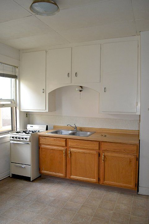 2nd image of 408 W Mifflin St