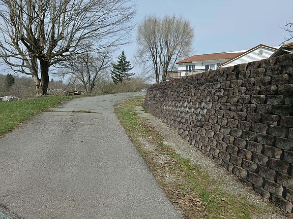 2nd image of 6898 Webster Rd