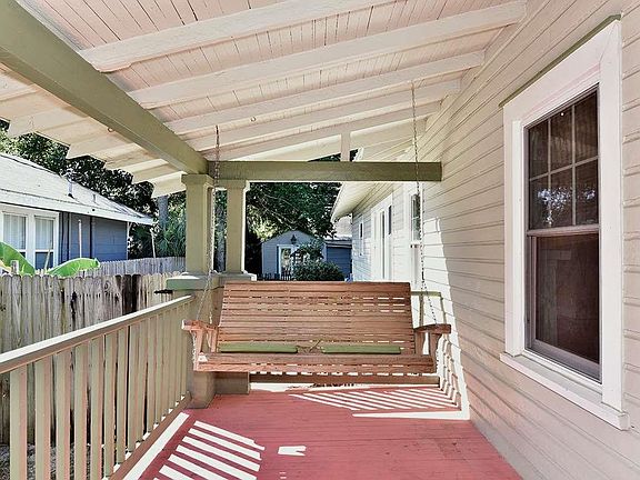 2nd image of 1507 W Gonzalez St
