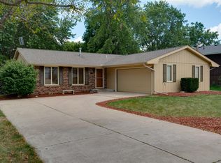 1311 Nicki Dr, Bloomington, IL