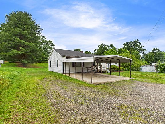 2nd image of 271 State Highway 16 N