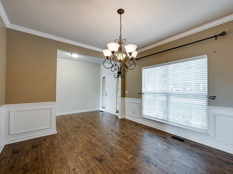 1255 Habersham Way — Photo 6
