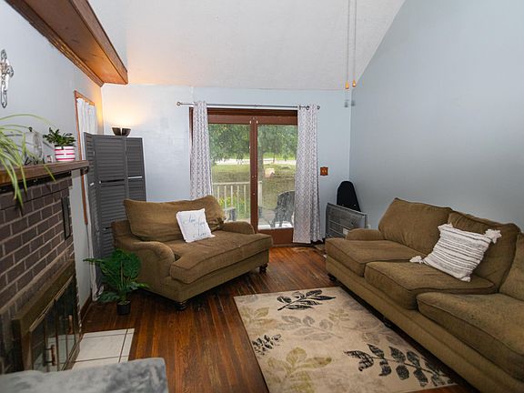5th image of 3649 Coit Ave NE