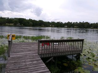 146 Lake Winnott Rd, Hawthorne, FL 32640