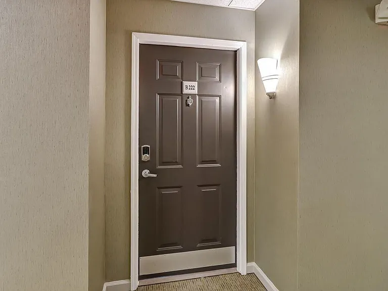 1074 Peachtree Walk NE #B222 — Photo 21