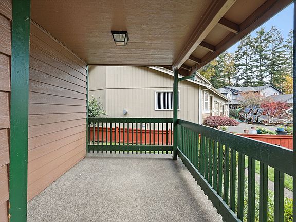 3rd image of 4005 Quail Dr SE