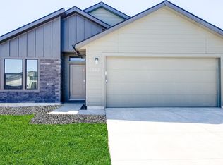 7343 E Marble Springs Dr, Nampa, ID 83687