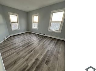 1220 Pembroke St #2L, Bridgeport, CT 06608