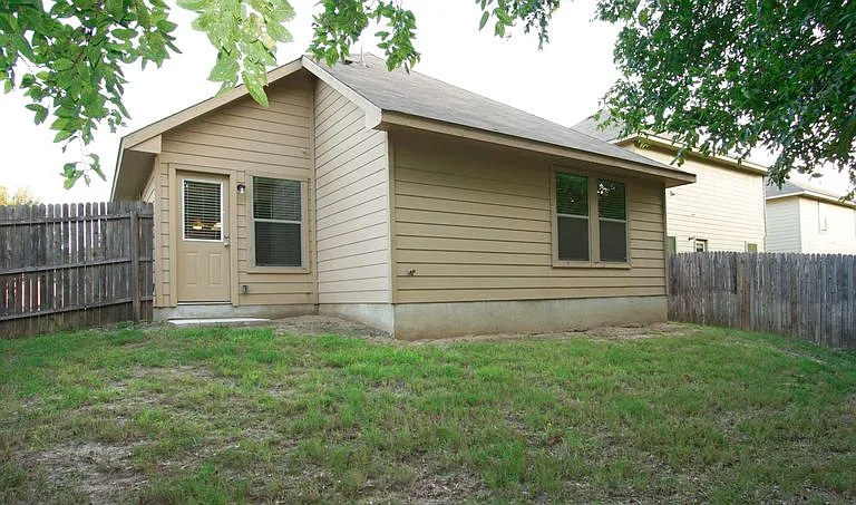 5519 Degan Way — Photo 5