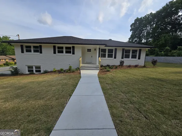 1437 Cherokee Trl, Conley, GA 30288