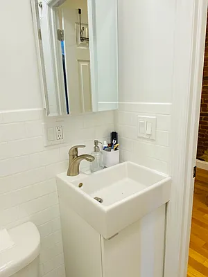 Rented by Corcoran | media 12