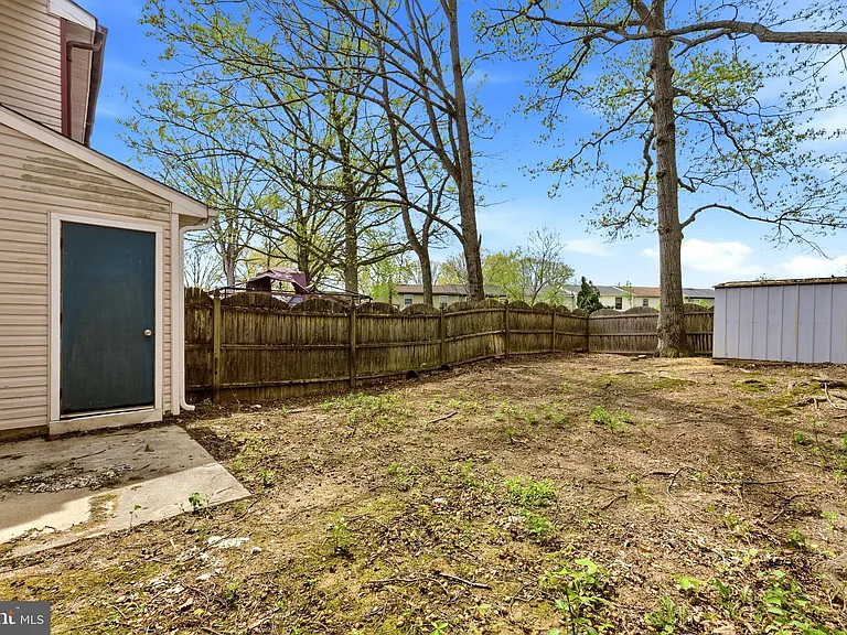 79 Edinshire Rd — Photo 18