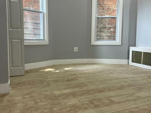 3rd image of 3211 Barnes Ave APT 2
