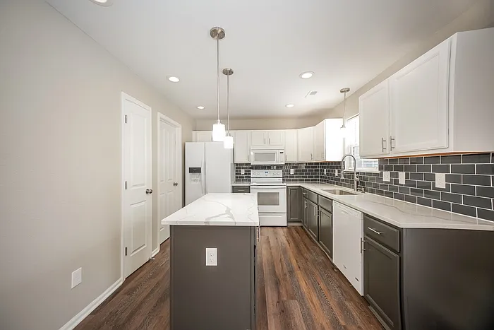 6314 Whitaker Farms Dr — Photo 8